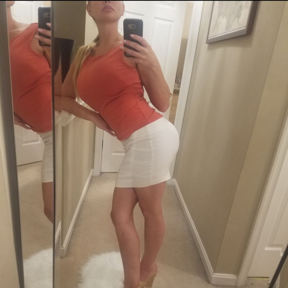 Tank top - Picture 2 of 4